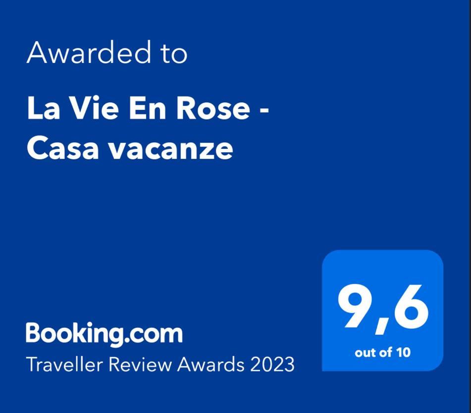 La Vie En Rose - Casa Vacanze ディアマンテ エクステリア 写真